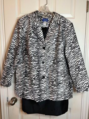 Women’s Zebra Print Button-Front Jacket - Black & White